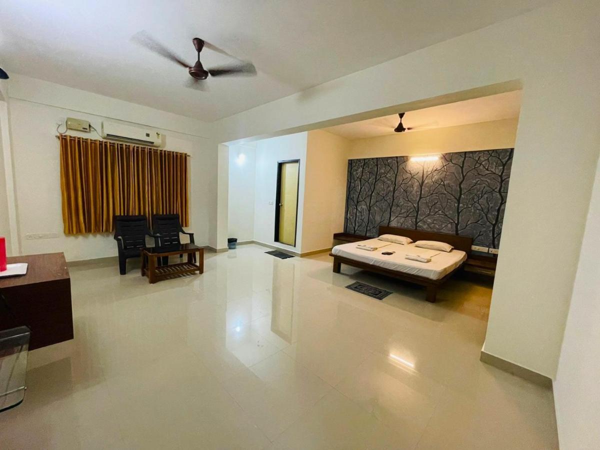 Hotel Radha Pangala 外观 照片