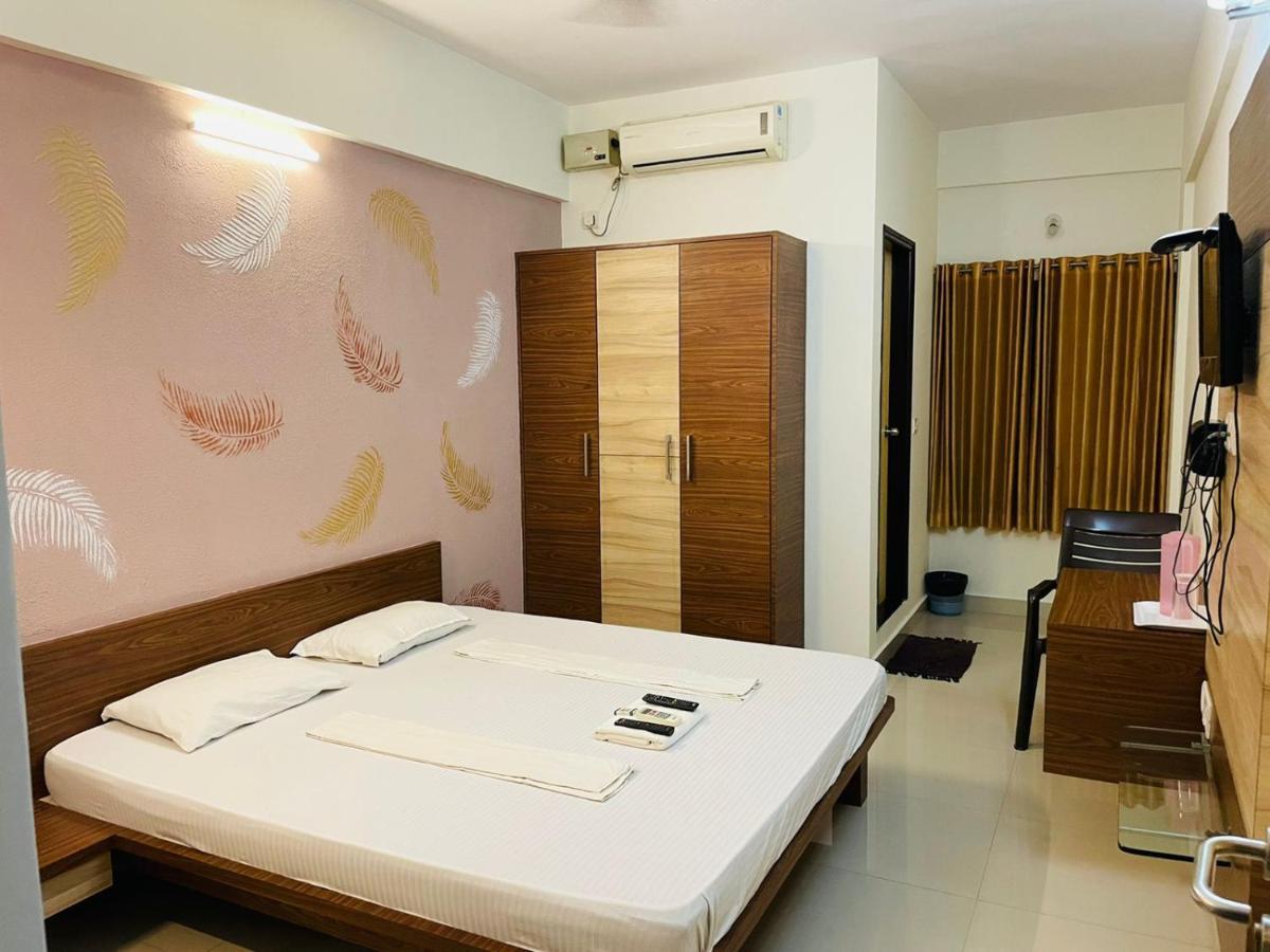 Hotel Radha Pangala 外观 照片
