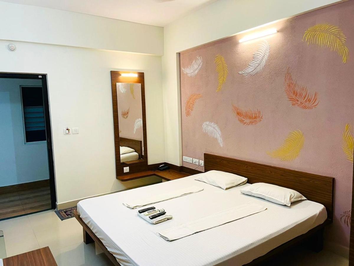 Hotel Radha Pangala 外观 照片