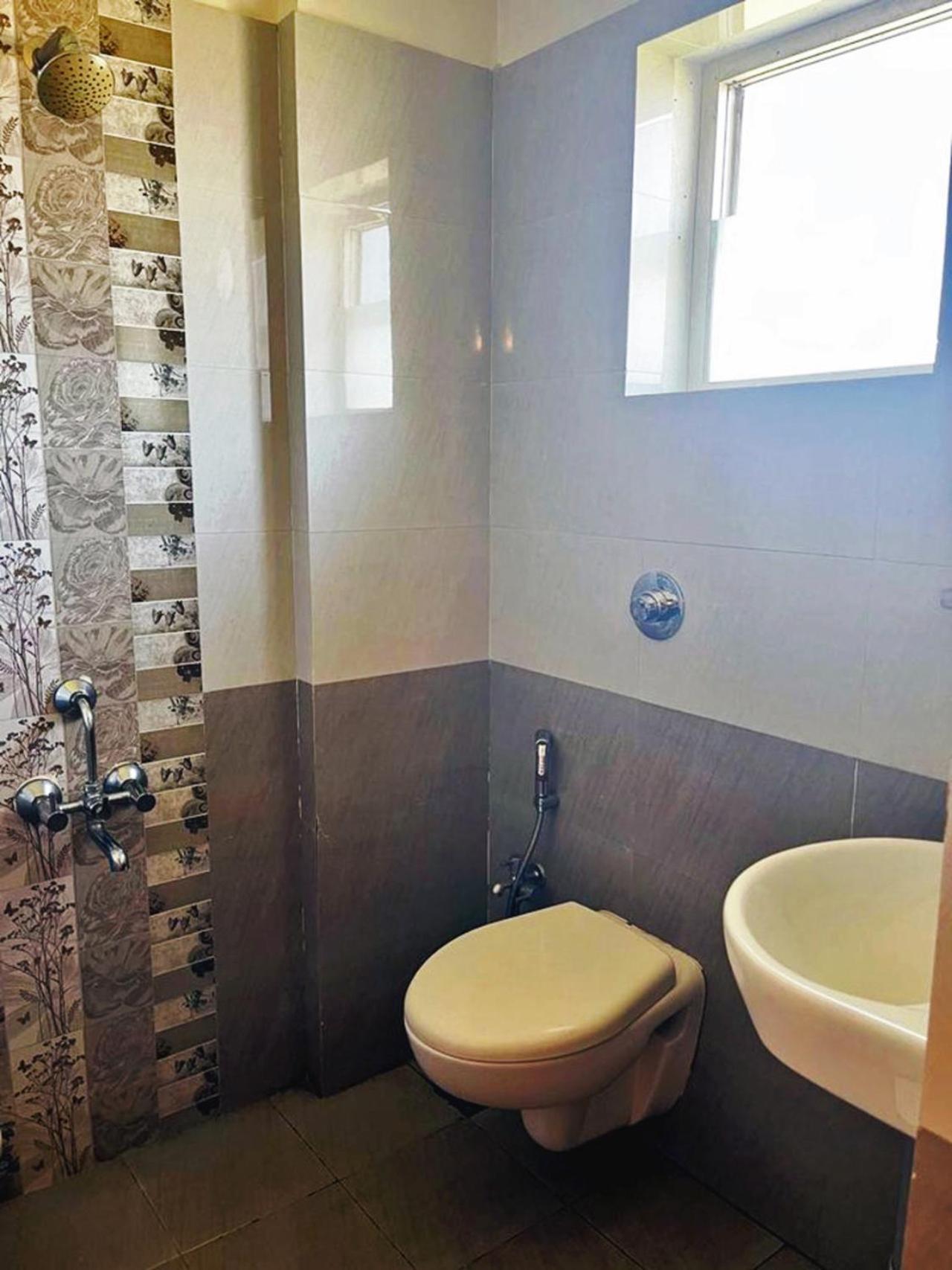 Hotel Radha Pangala 外观 照片