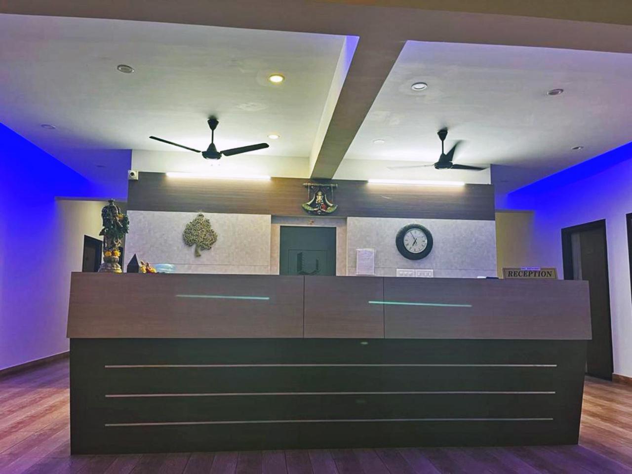 Hotel Radha Pangala 外观 照片