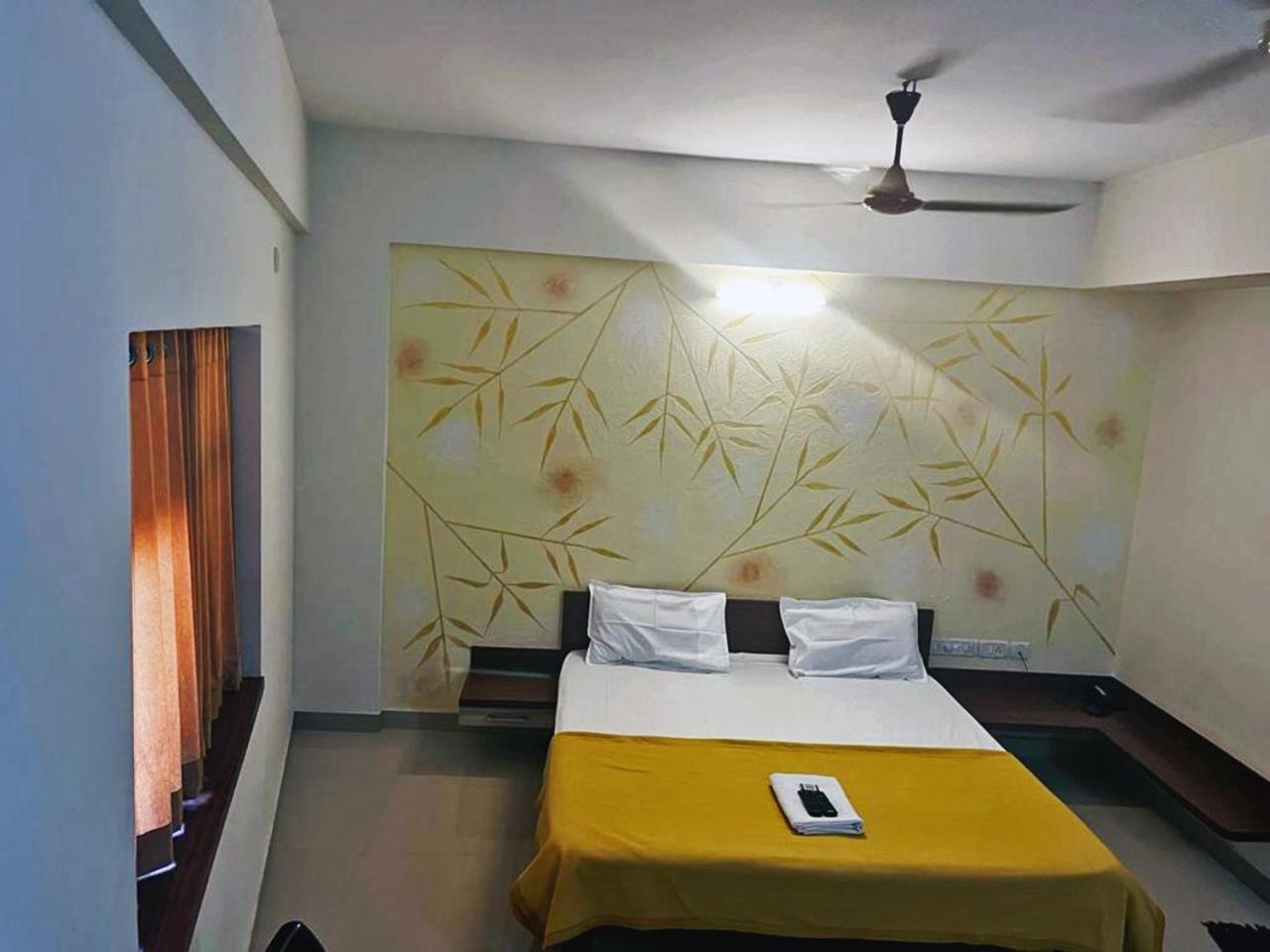 Hotel Radha Pangala 外观 照片