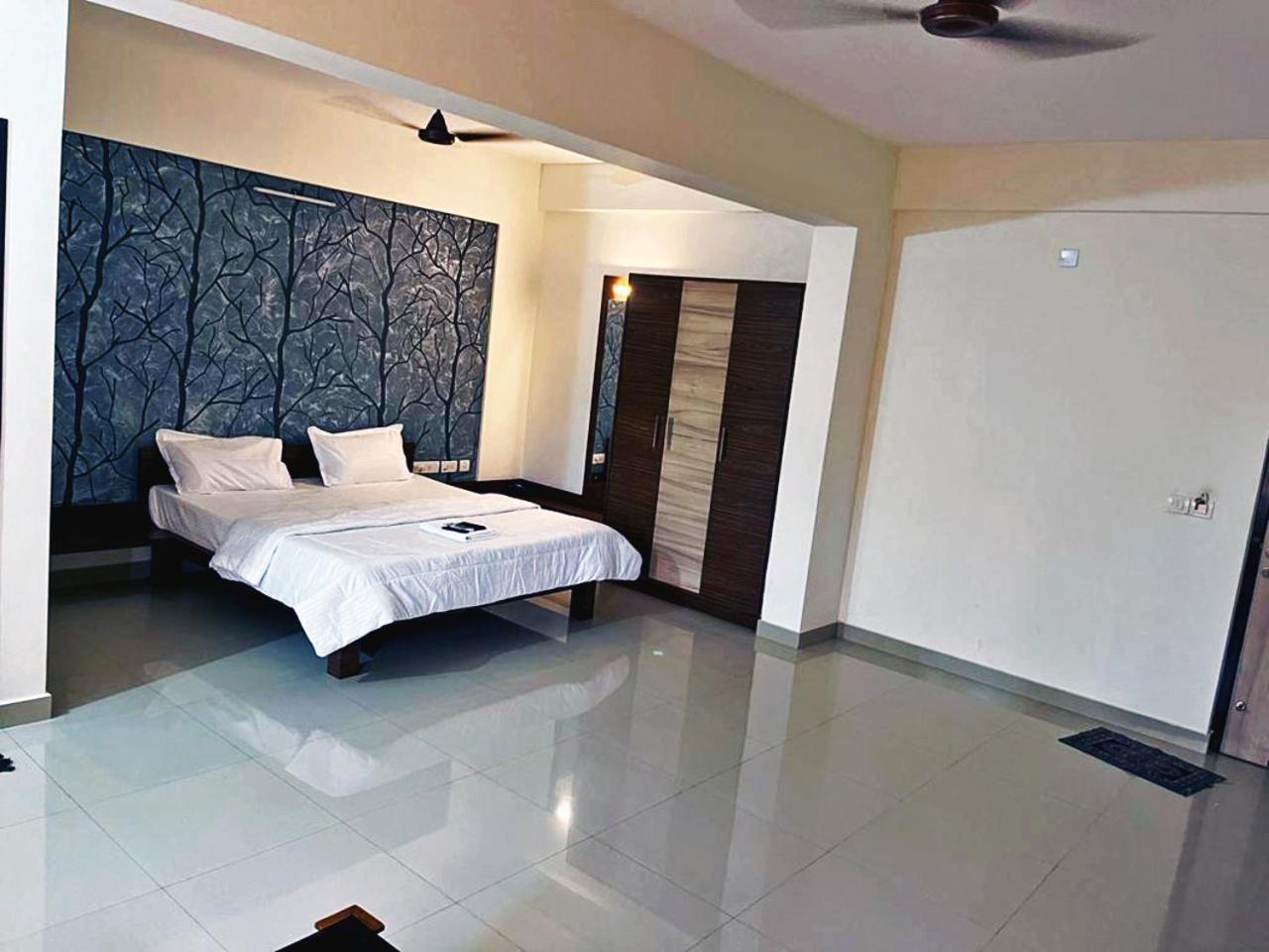 Hotel Radha Pangala 外观 照片