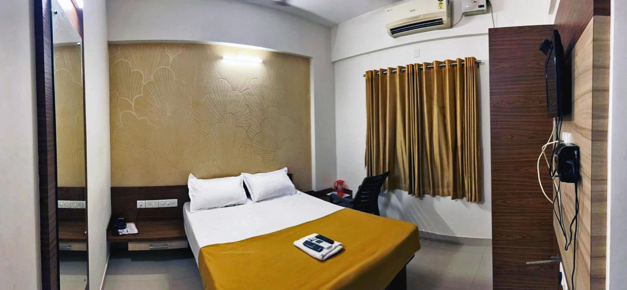Hotel Radha Pangala 外观 照片